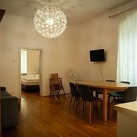 Fink Apartament